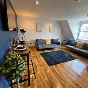  Apartment Magnificent One Bed Penthouse